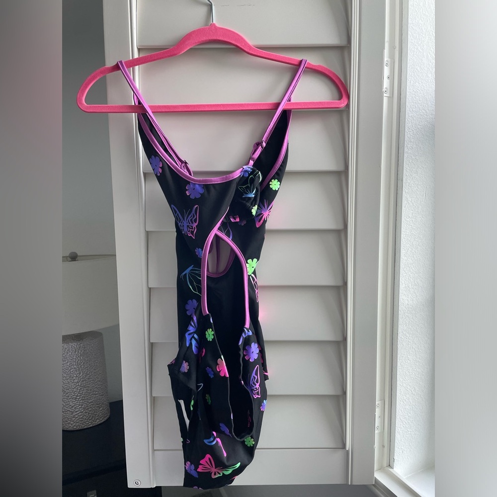iHeartRaves Black and Pink Butterfly Bodysuit - Picture 5 of 5